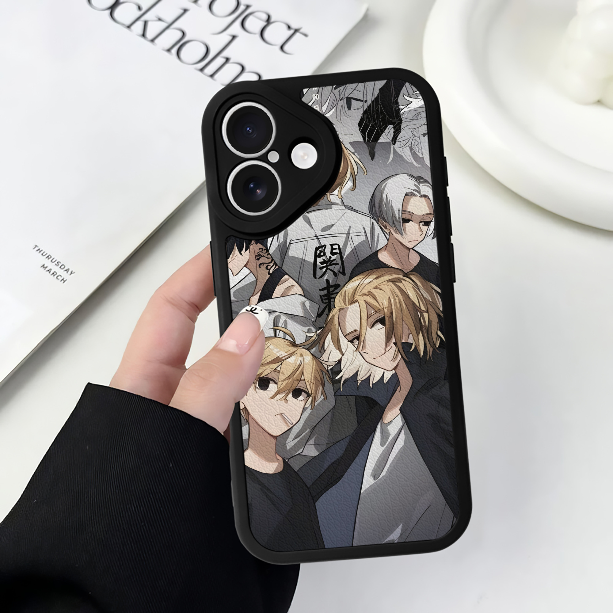 （画像用） 東京リベンジャーズ Tokyo Revengers 【iPhone 16シリーズ対応】シリコンスマホケース（レザー調） 材質：シリコン